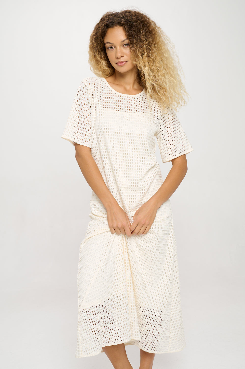 Vanila Honeycomb Maxi Dress
