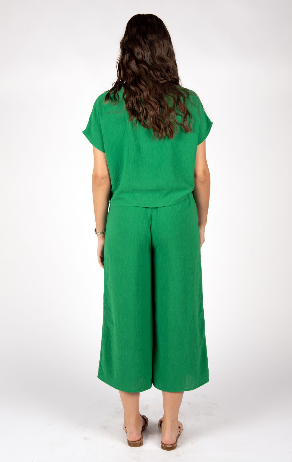 Kelly Green Spritz Set, Kelly Green Spritz, women's matching set, resortwear style, feminine boutique style by Meet Me in Santorini