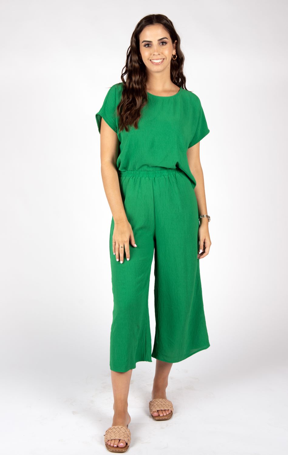 Kelly Green Spritz Set, Kelly Green Spritz, women's matching set, resortwear style, feminine boutique style by Meet Me in Santorini